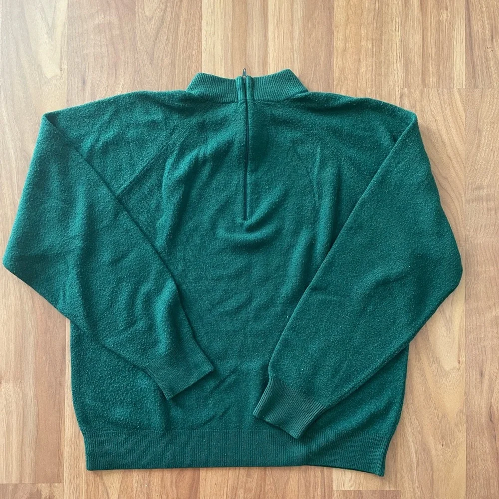 Vintage Forrest green sweater - Picture 2 of 5